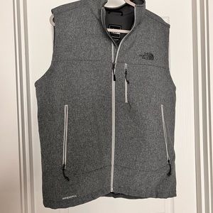 The North Face Men’s Softshell Vest Large